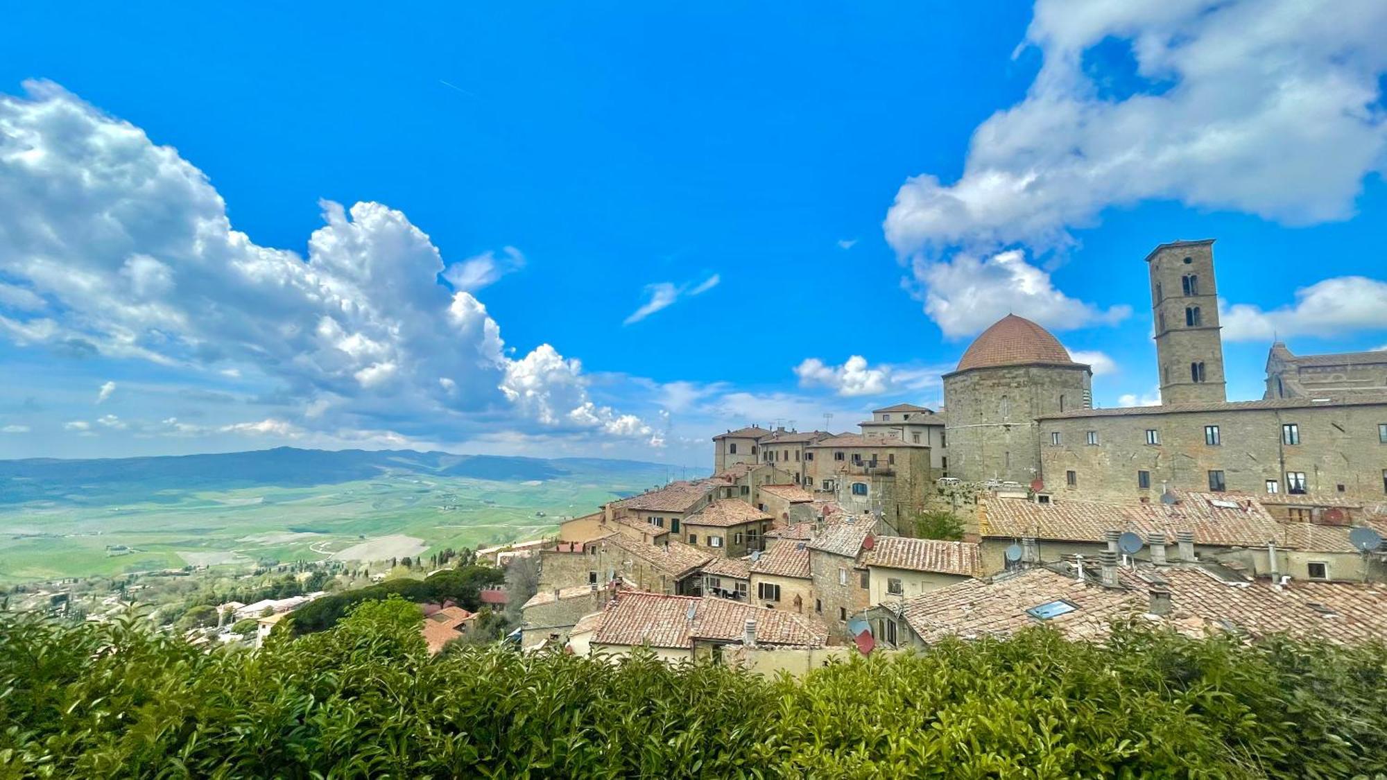 The Walkable Volterra Rooftop Suite Exteriör bild